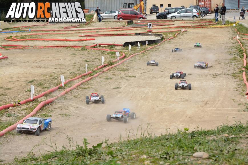 HPI Challenge Orange 30 mars 2014. course de voitures radiocommandées hpitour organisée sur la piste avio et tiger d'orange.