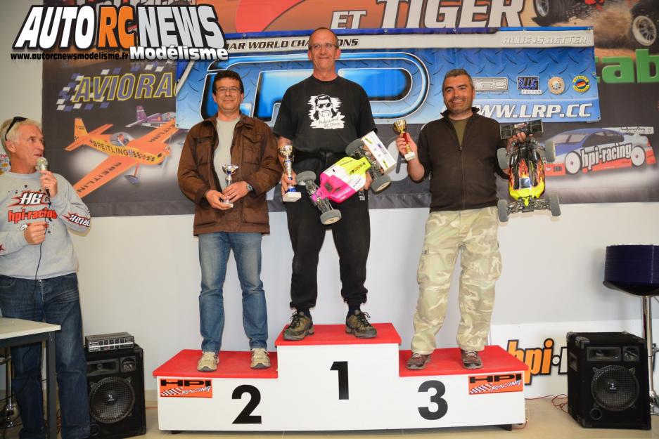 HPI Challenge Orange 30 mars 2014. course de voitures radiocommandées hpitour organisée sur la piste avio et tiger d'orange.