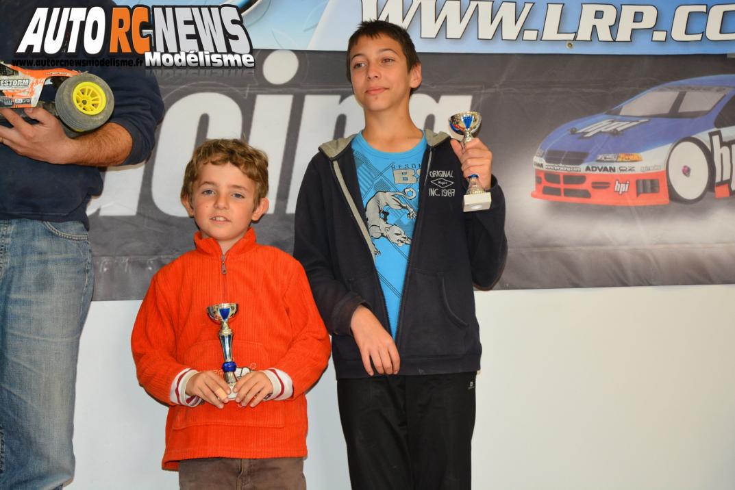 HPI Challenge Orange 30 mars 2014. course de voitures radiocommandées hpitour organisée sur la piste avio et tiger d'orange.