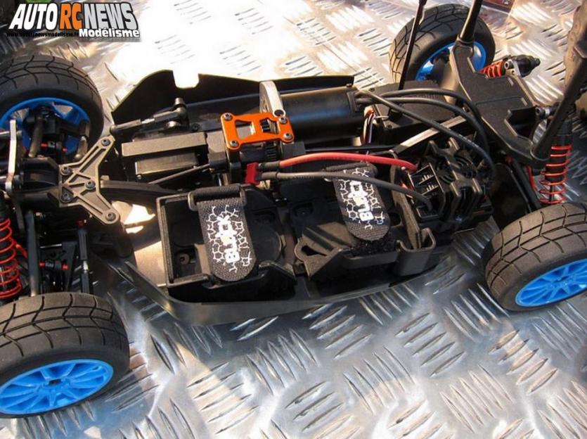 HPI WR8 Nitro and Flux Ford Fiesta H.F.H.V