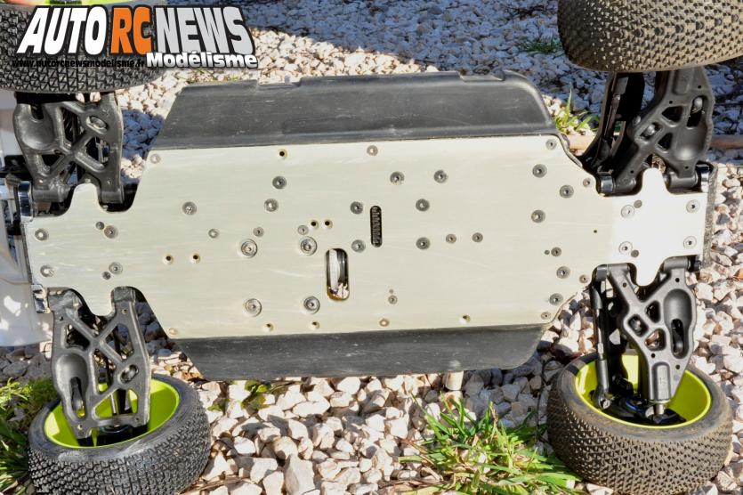 Xray XB8 2014