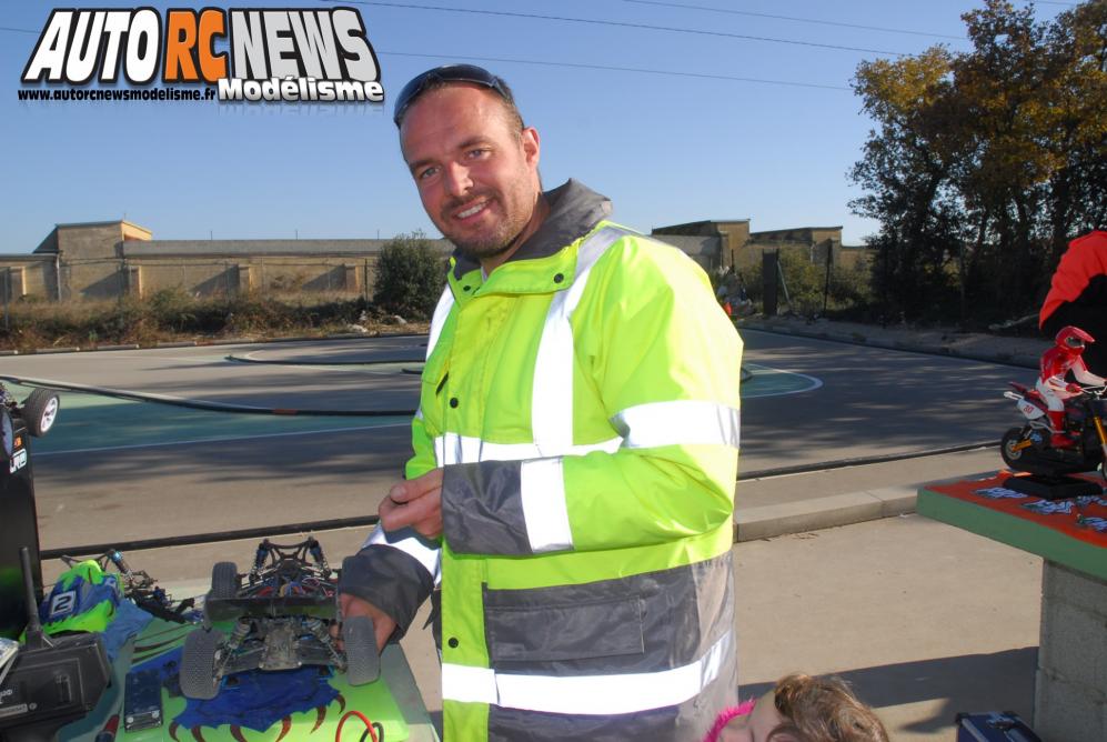 Challenge HPI Tour Orange 08/12/2013. course de modelisme auto radiocommandé.