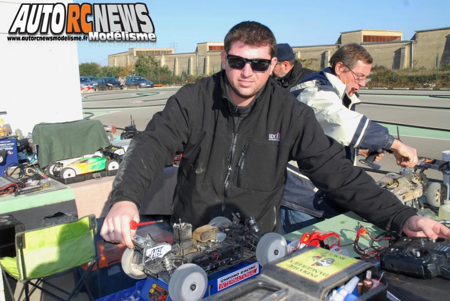 Challenge HPI Tour Orange 08/12/2013. course de modelisme auto radiocommandé.