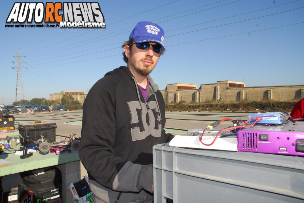 Challenge HPI Tour Orange 08/12/2013. course de modelisme auto radiocommandé.