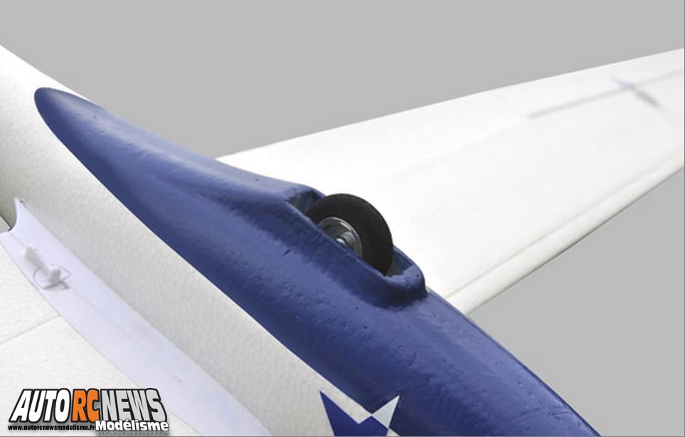 motoplaneur de marque T2M Salto ARF réf :T4510