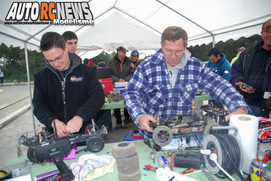 Challenge HPI Tour Orange 17/11/2013. course de modelisme auto radiocommandé.