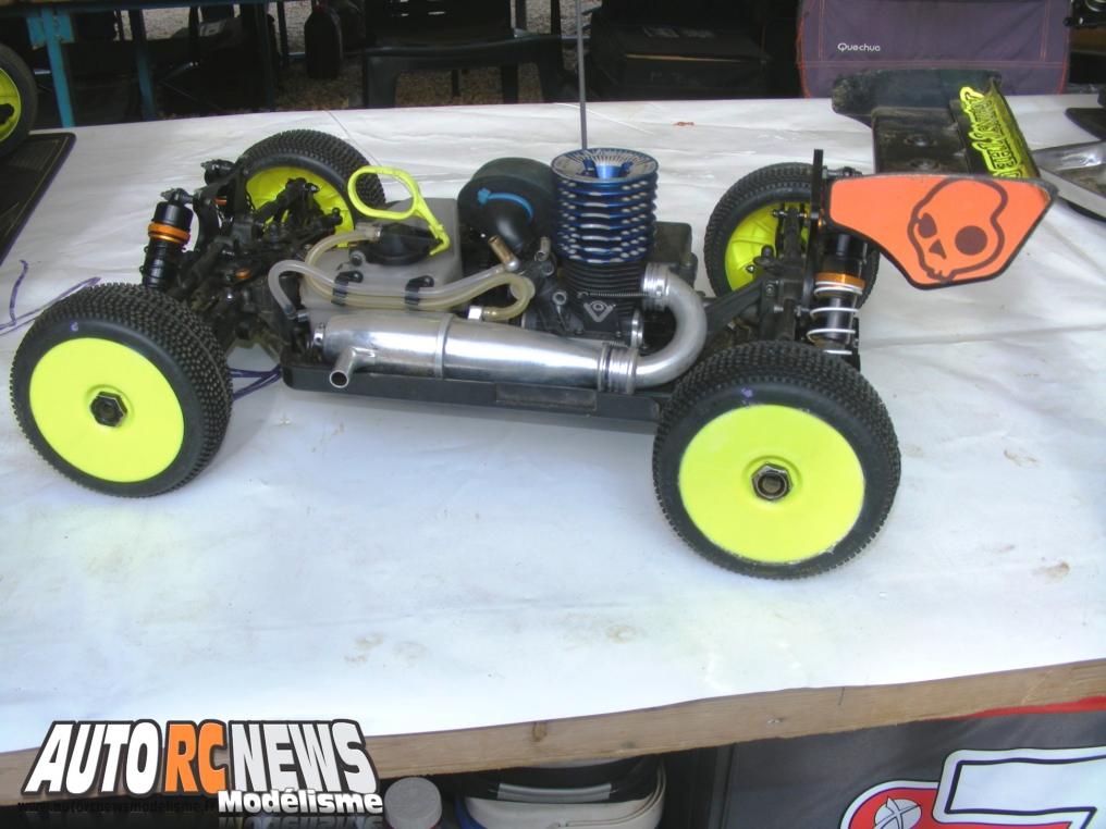 Grand Prix de Pierrefeu du Var. compétition de modélisme rc pour voitures radiocommandées TT 1/8ème thermiques. course organisée par le club vamp 83 de pierrefeu dans le département du var les 8,9 et 10 novembre 2013.