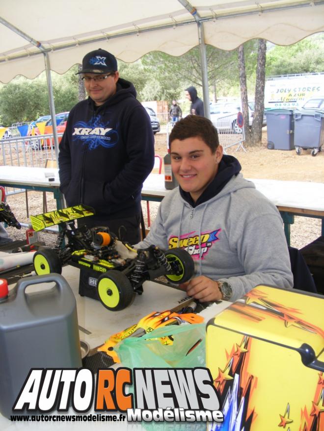 Grand Prix de Pierrefeu du Var. compétition de modélisme rc pour voitures radiocommandées TT 1/8ème thermiques. course organisée par le club vamp 83 de pierrefeu dans le département du var les 8,9 et 10 novembre 2013.