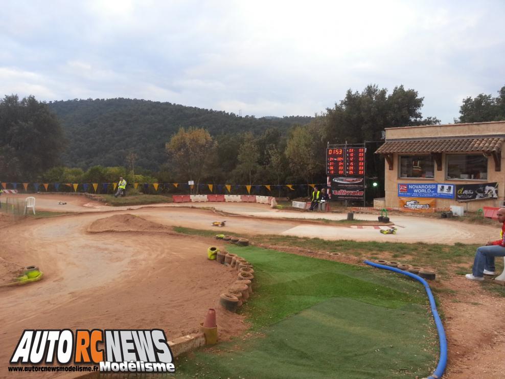 Grand Prix de Pierrefeu du Var. compétition de modélisme rc pour voitures radiocommandées TT 1/8ème thermiques. course organisée par le club vamp de pierrefeu dans le département du var. ryan medjoubi signe la pole position des essais libres.