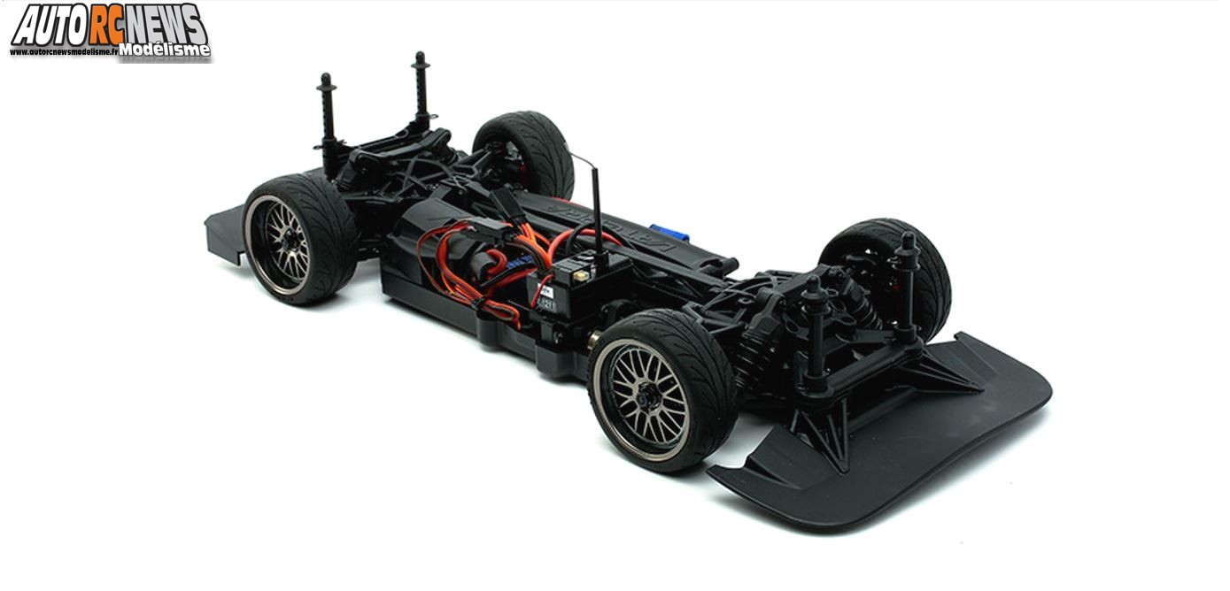 Vaterra Nissan Silvia S15 réf : vtr03008. voiture radiocommandée électrique à l'échelle 1/10ème de marque vaterra rc pour le modelisme rc réalisée sur base v100-c touring car rtr.