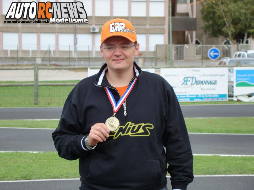 Les meilleures offres aux meilleurs prix chez RC Team. Cliquez sur la bannière pour voir toutes les promos.