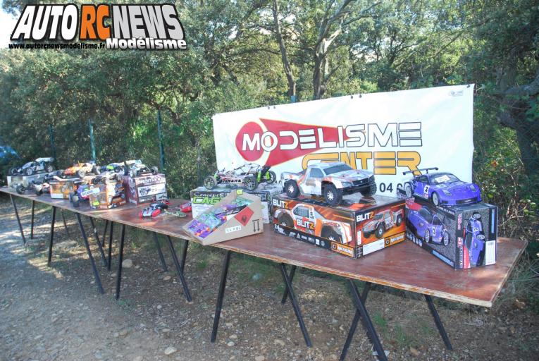 challenge hpi tour Saint Martin de Crau. compétition de voitures radiocommandées de marque hpi qui s'est déroulée sur la piste du club rmcc de saint martin de crau le 6 octobre 2013. modélisme R/C.
