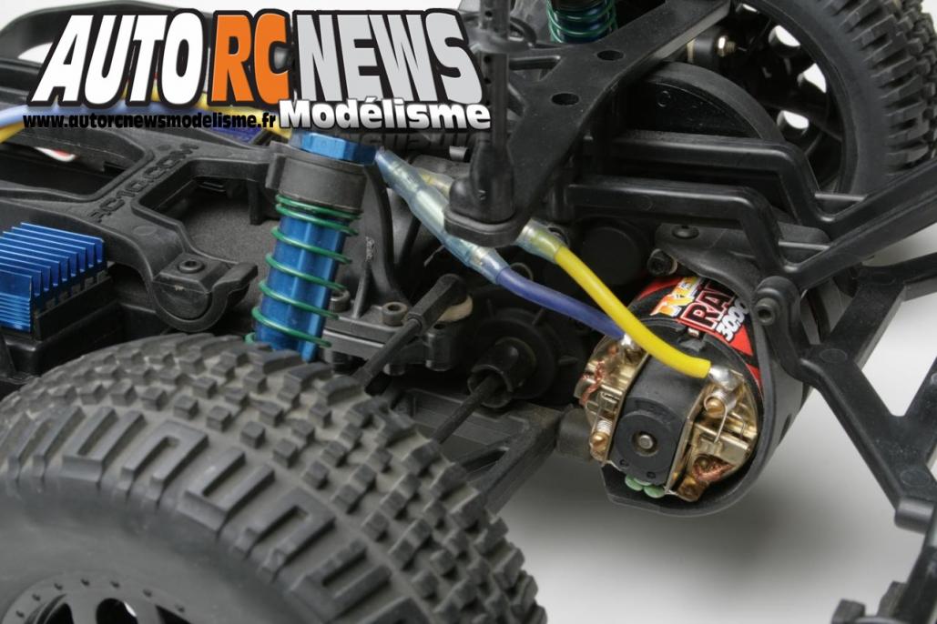 Asso SC10 RTR Pro Comp . nouvelle version pré assemblée référence 7028. voiture radiocommandée à l'échelle 1/10ème propulsée par un moteur Reedy 17 tours. modélisme auto r/c.