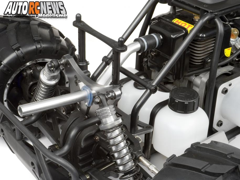 Maverick Blackout MT 1/5 RTR réference MV12404. voiture radiocommandée équipée d'un moteur à essence de 30 cm3. modélisme auto r/c.