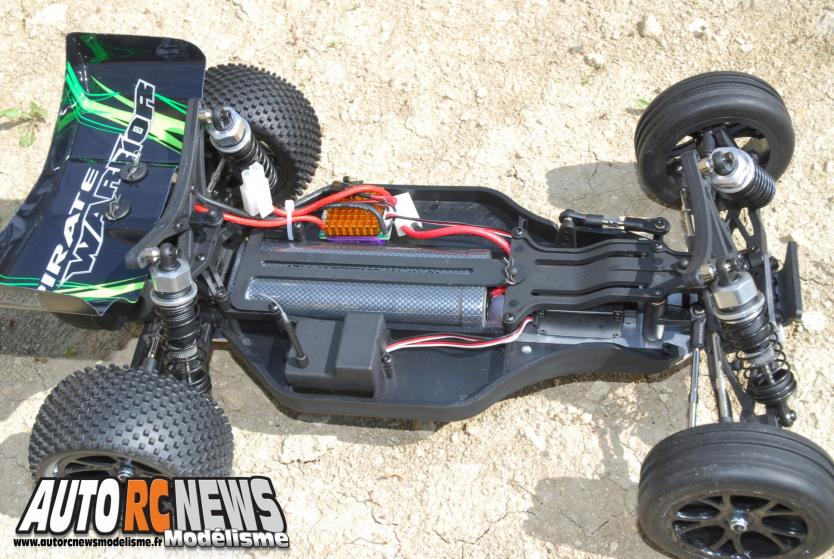 T2M Pirate Warrior brushless réf : T4909B nouveau tout-terrain électrique à l'échelle 1/10ème disponible en version brushless équipé d'un moteur brushless Dynamite 14 tours de 2584 Kv. voiture radiocommandée. modélisme auto r/c.