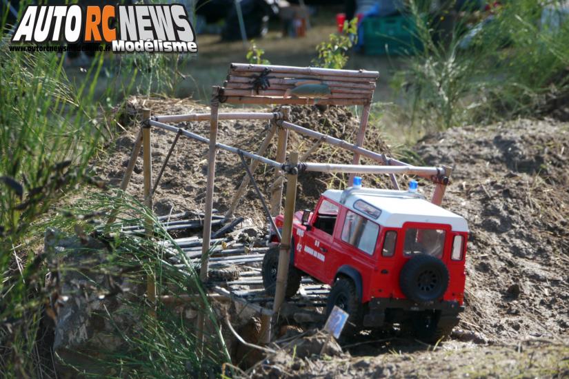 24 Heures de Chevannes. compétition de scale radiocommandés organisée les 14 et 15 septembre derniers sur le circuit éphémère de Chevannes. voitures radiocommandées électriques. modélisme auto r/c.