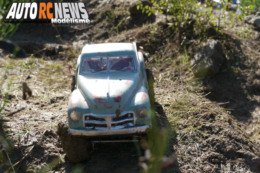 24 Heures de Chevannes. compétition de scale radiocommandés organisée les 14 et 15 septembre derniers sur le circuit éphémère de Chevannes. voitures radiocommandées électriques. modélisme auto r/c.