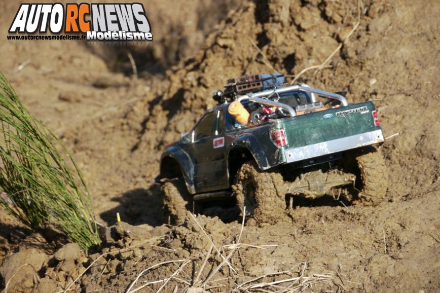 24 Heures de Chevannes. compétition de scale radiocommandés organisée les 14 et 15 septembre derniers sur le circuit éphémère de Chevannes. voitures radiocommandées électriques. modélisme auto r/c.