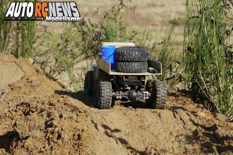 24 Heures de Chevannes. compétition de scale radiocommandés organisée les 14 et 15 septembre derniers sur le circuit éphémère de Chevannes. voitures radiocommandées électriques. modélisme auto r/c.