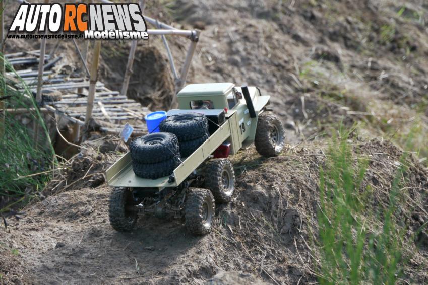 24 Heures de Chevannes. compétition de scale radiocommandés organisée les 14 et 15 septembre derniers sur le circuit éphémère de Chevannes. voitures radiocommandées électriques. modélisme auto r/c.