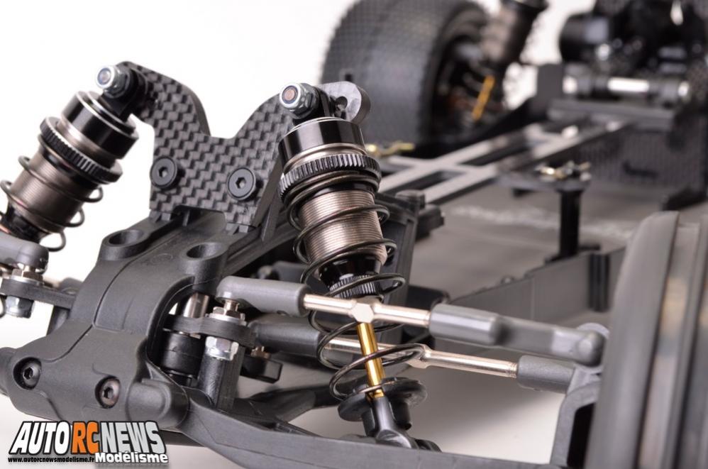 Schumacher Cougar KR. voiture radiocommandée électrique 2 roues motrices schumacher disponible sous les références k139 et k140. modélisme auto r/c.