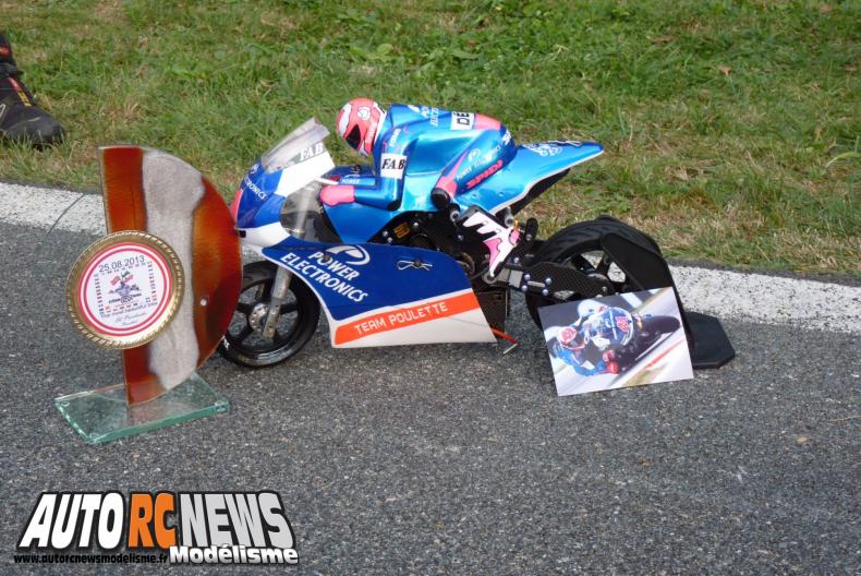 rc bike world championship kirchberg 2013. championnat du monde de motos radiocommandées en autriche à kirchberg sur la piste stöhr ring du club modell rennaut de graz. motos radiocommandées.modélisme motos r/c. corentin blaise remporte le championnat du monde 2013 de motos r/c en catégorie nitrobike
