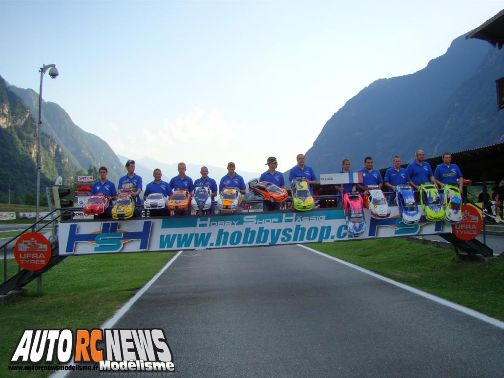 world Ifmar 1/5 Lostallo.championnat du monde de voitures de piste à l'échelle 1/5ème de tourisme sur le circuit Suisse de Lostallo du club mini racing ticino et moesa (mrtm). voitures de modélisme auto radiocommandées. markus feldmann sacré champion du monde ifmar 1/5 2013.