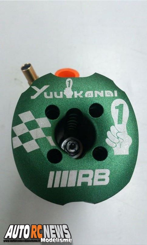 rb yuichi kanai limited edition. nouveau moteur de marque rb pour le modélisme en voiture radiocommandée. versiono limitée yuichi kanai réplica pour les voitures tt 1/8 thermiques.