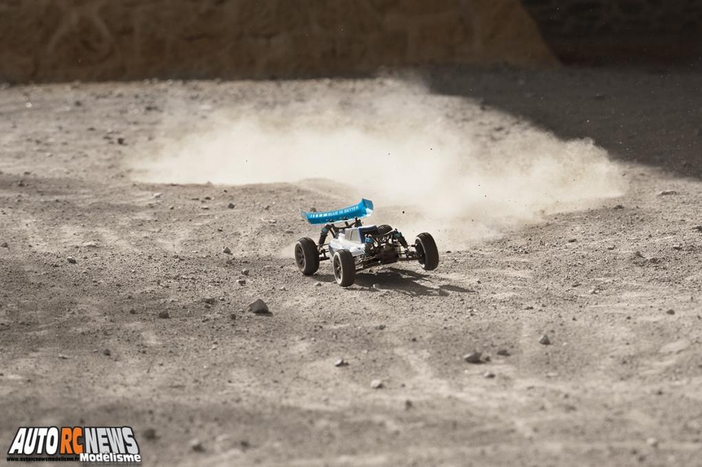 LRP S10 Blast BX2 Brushless. nouvelle version brushless avec moteur lrp vektor k7 de 4300 Kv. voiture 4 wd de modélisme radiocommandée. lrp électronic,lrp r/c.