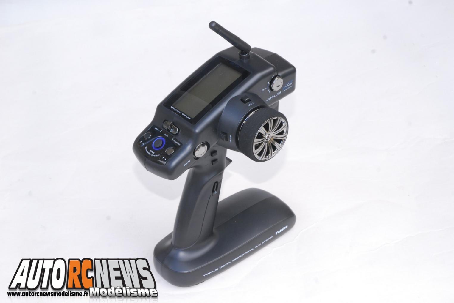 futaba 4pls t-fhss. nouvel émetteur de marque futaba 4 voies en 2.4 ghz qui propose la télémétrie.radio à volant livrée avec 2 récepteurs T-fhss pour un usage en voiture radiocommandée. modélisme auto r/c. futaba 4pls t-fhss. nouvel émetteur de marque futaba 4 voies en 2.4 ghz qui propose la télémétrie.radio à volant livrée avec 2 récepteurs T-fhss pour un usage en voiture radiocommandée. modélisme auto r/c.