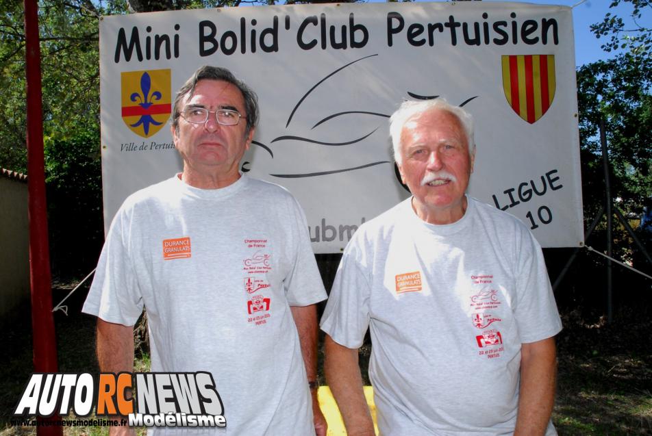 4ème manche de CF TT 1/8ème thermique National à Pertuis les 22 et 23 juin 2013 sur la piste du mini bolide club pertuisien (mbcp). compétition de modélisme auto radiocommandée qui a vu la victoire revenir à jimmy weimann sur kyosho mp9.