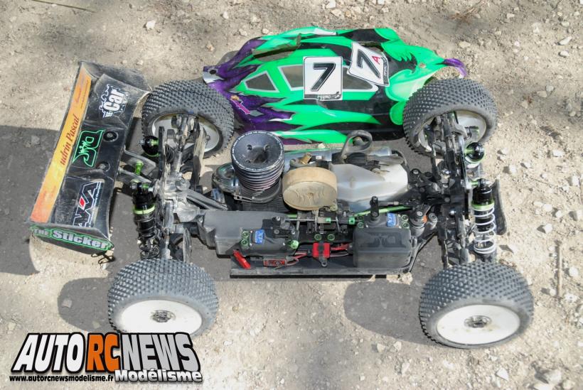 4ème manche de CF TT 1/8ème thermique National à Pertuis les 22 et 23 juin 2013 sur la piste du mini bolide club pertuisien (mbcp). compétition de modélisme auto radiocommandée qui a vu la victoire revenir à jimmy weimann sur kyosho mp9.