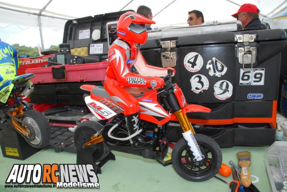 Super Finale Challenge HPI Tour Orange 2013. course de modélisme auto radiocommandé.