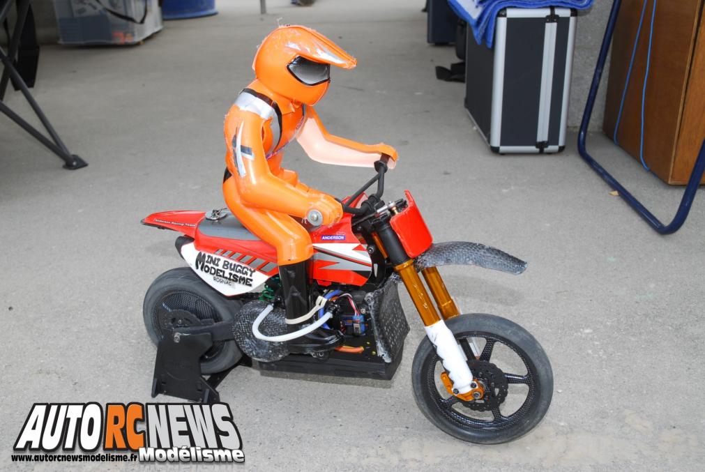 Super Finale Challenge HPI Tour Orange 2013. course de modélisme auto radiocommandé.