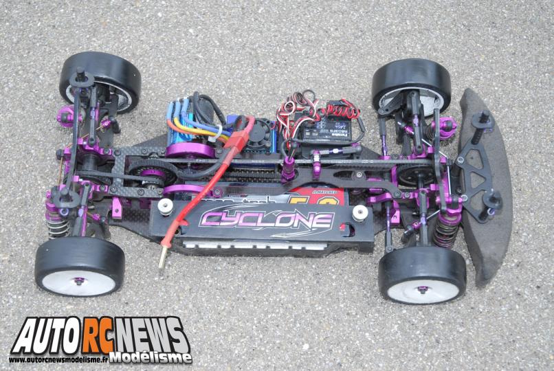 Super Finale Challenge HPI Tour Orange 2013. course de modélisme auto radiocommandé.