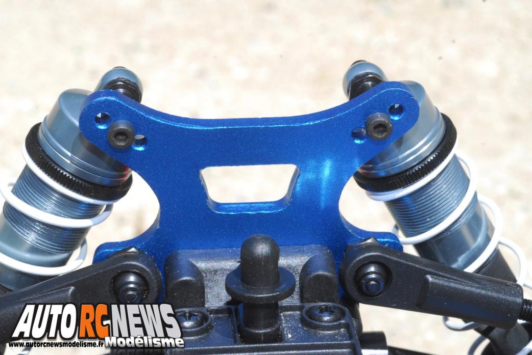 LRP S8 Rebel BXe 2.4 Ghz RTR. nouveau rebel S8 BXe signé lrp. Voiture de modélisme radiocommandé RTR à l'échelle 1/8ème propulsée par un moteur électrique brushless.
