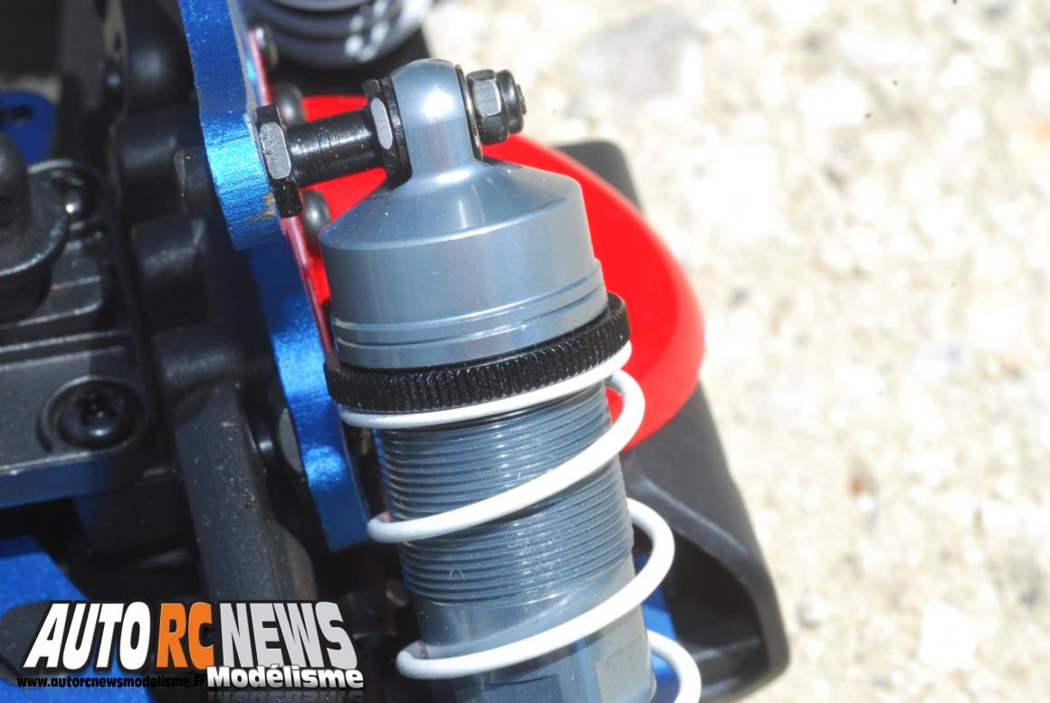 LRP S8 Rebel BXe 2.4 Ghz RTR. nouveau rebel S8 BXe signé lrp. Voiture de modélisme radiocommandé RTR à l'échelle 1/8ème propulsée par un moteur électrique brushless.