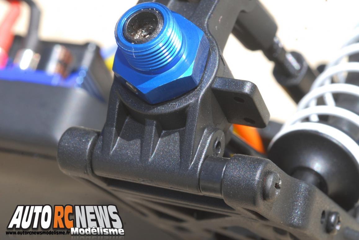LRP S8 Rebel BXe 2.4 Ghz RTR. nouveau rebel S8 BXe signé lrp. Voiture de modélisme radiocommandé RTR à l'échelle 1/8ème propulsée par un moteur électrique brushless.