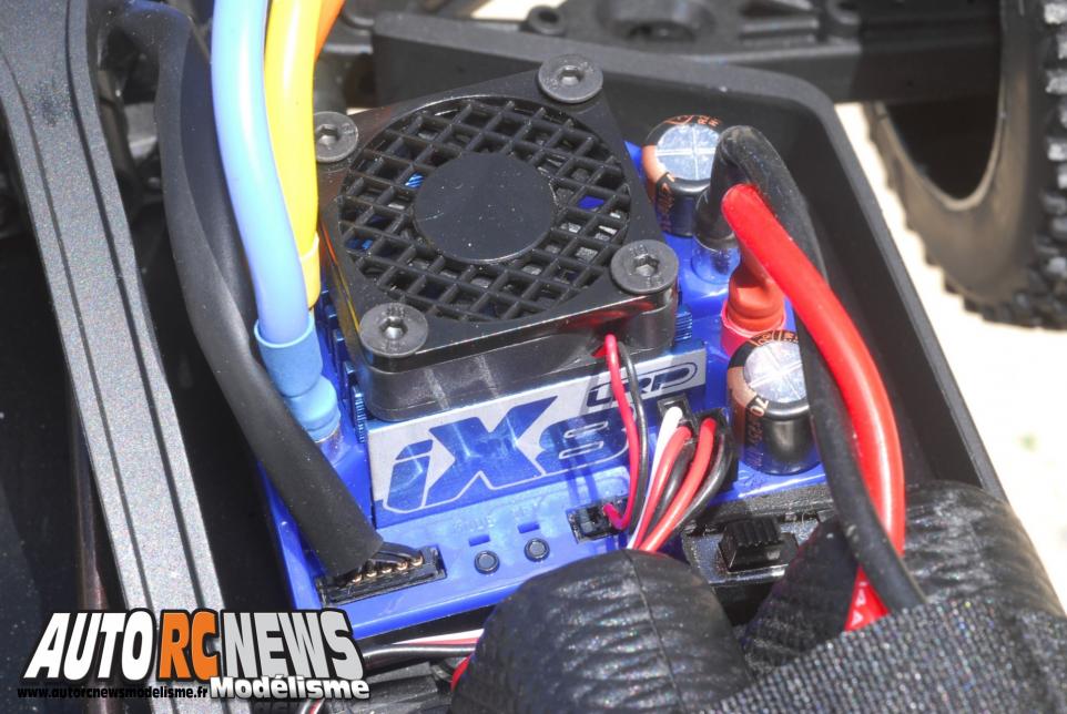LRP S8 Rebel BXe 2.4 Ghz RTR. nouveau rebel S8 BXe signé lrp. Voiture de modélisme radiocommandé RTR à l'échelle 1/8ème propulsée par un moteur électrique brushless.