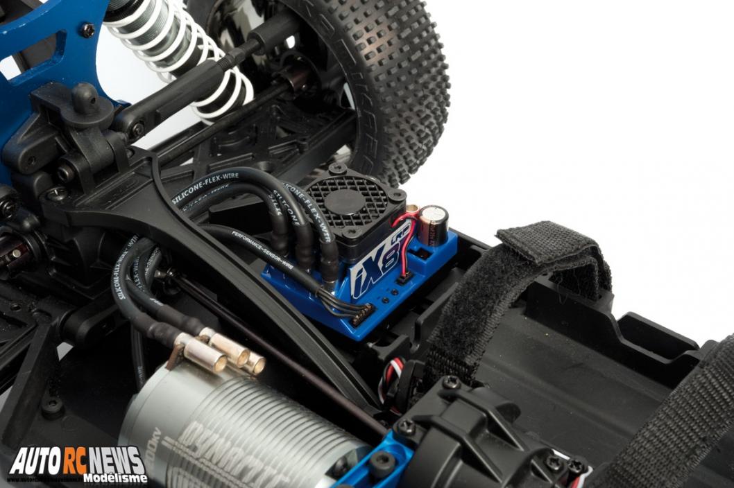 LRP S8 Rebel BXe 2.4 Ghz RTR nouveau rebel S8 BXe signé lrp. Voiture de modélisme radiocommandé RTR à l'échelle 1/8ème propulsée par un moteur électrique brushless.