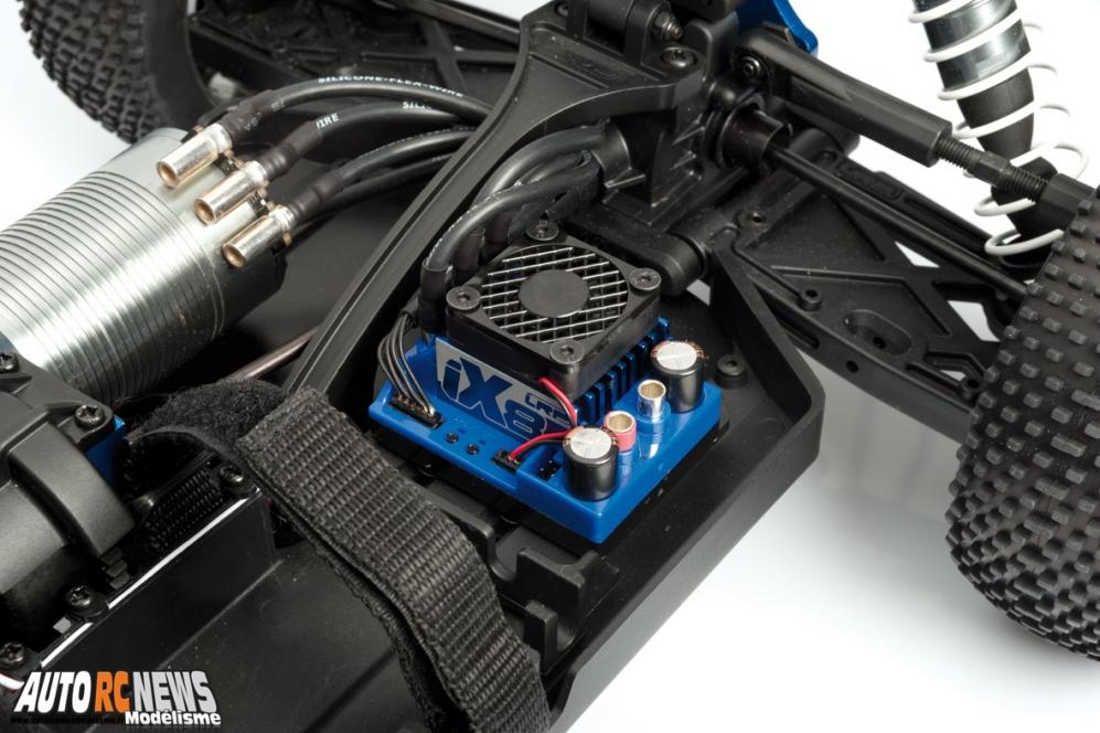 LRP S8 Rebel BXe 2.4 Ghz RTR nouveau rebel S8 BXe signé lrp. Voiture de modélisme radiocommandé RTR à l'échelle 1/8ème propulsée par un moteur électrique brushless.