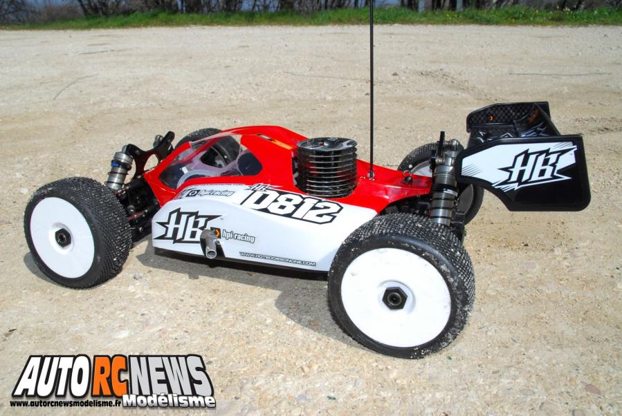 HB D812 Kit nouveau D812 hot bodies TT 1/8ème thermique de compétition. voiture de modélisme R/C signataire des 2 et 3èmes places du dernier World TT 1/8 2012 de buenos aires en Argentine.