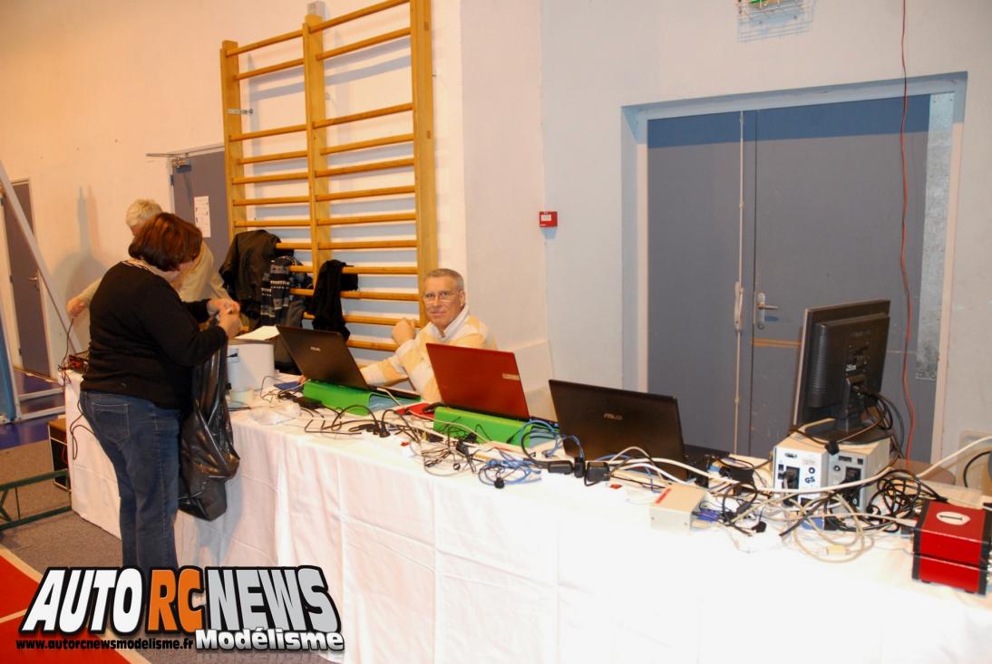 24 heures du thor hpi 2013 : La guerre des nerfs ! autorcnewsmodelisme.fr