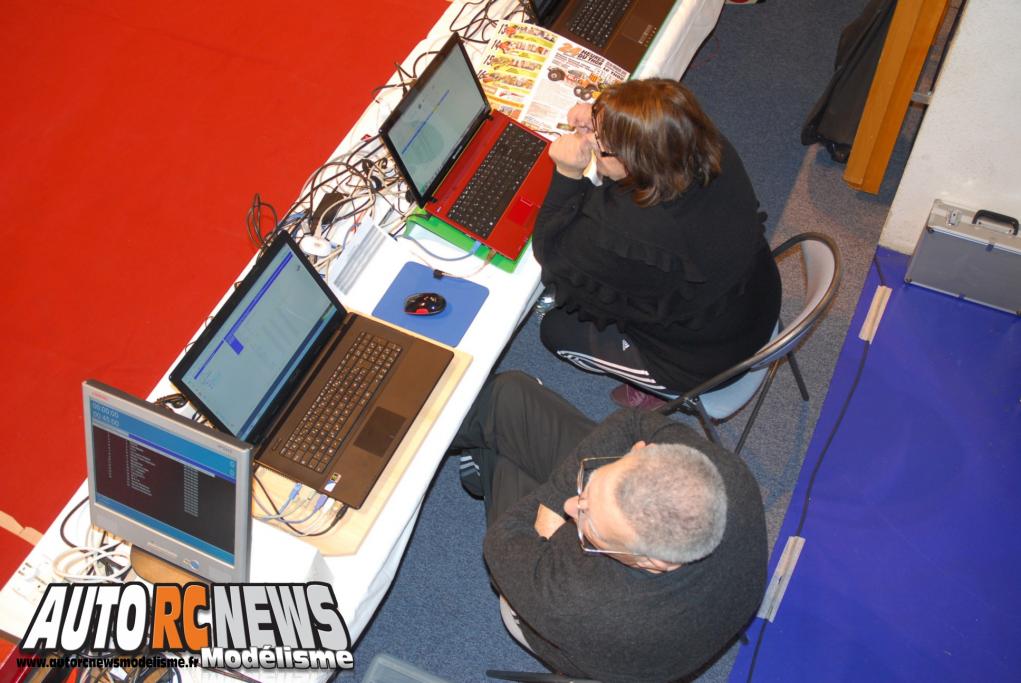24 heures du thor hpi 2013 : La guerre des nerfs ! autorcnewsmodelisme.fr