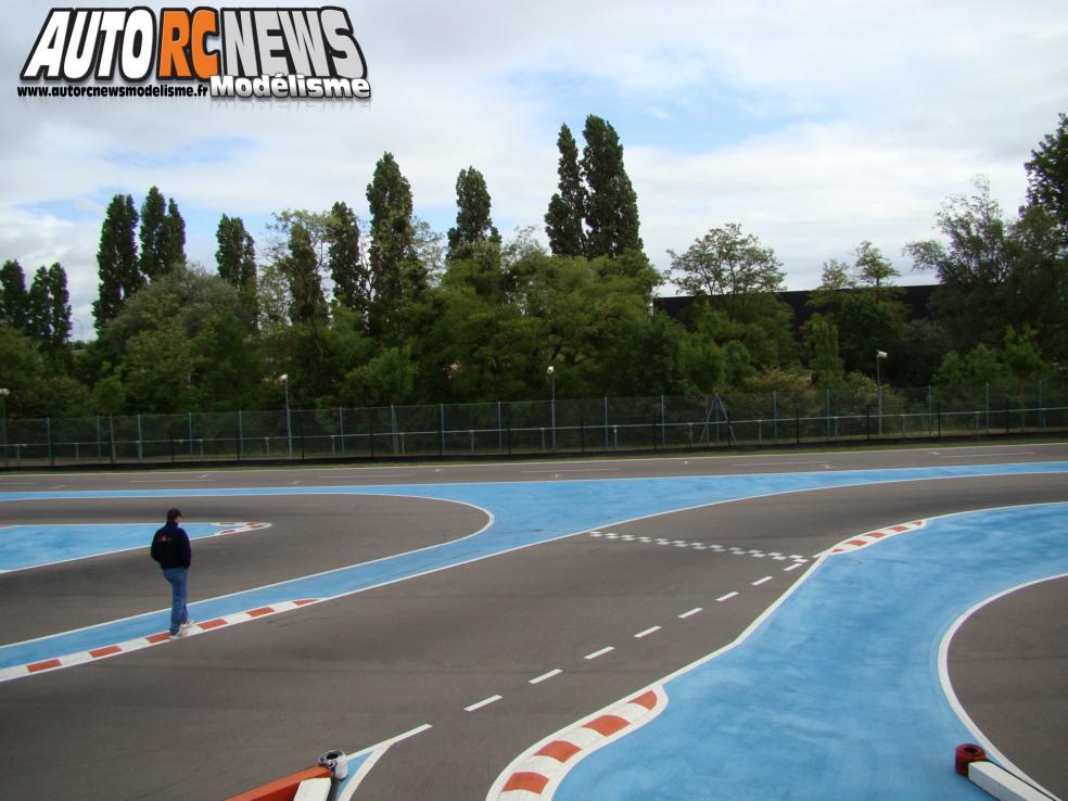 3ème CF Piste 1/5 Elite, National, F1 à Longvic au club mrcl. Victoire de Mathieu Brière en Elite, puis de Jérémy Hervouet en F1 et de Jason Legendre en National.