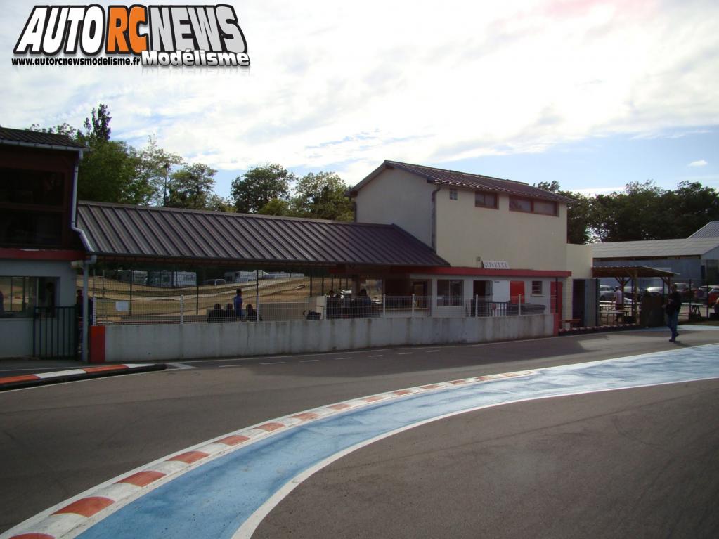 3ème CF Piste 1/5 Elite, National, F1 à Longvic au club mrcl. Victoire de Mathieu Brière en Elite, puis de Jérémy Hervouet en F1 et de Jason Legendre en National.