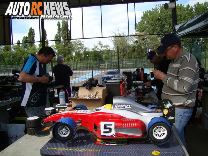 3ème CF Piste 1/5 Elite, National, F1 à Longvic au club mrcl. Victoire de Mathieu Brière en Elite, puis de Jérémy Hervouet en F1 et de Jason Legendre en National.