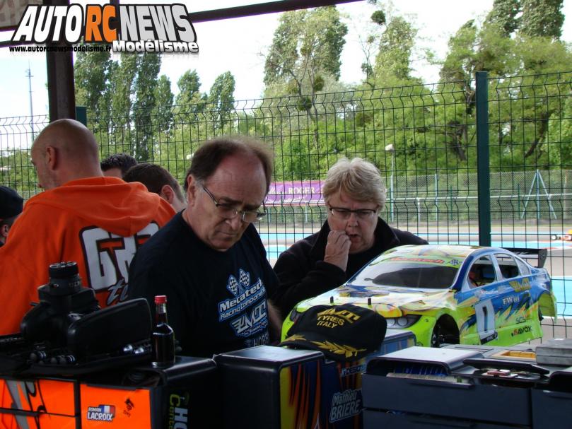 3ème CF Piste 1/5 Elite, National, F1 à Longvic au club mrcl. Victoire de Mathieu Brière en Elite, puis de Jérémy Hervouet en F1 et de Jason Legendre en National.