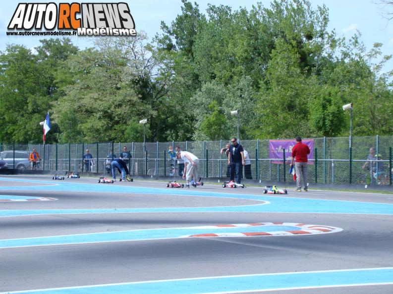 3ème CF Piste 1/5 Elite, National, F1 à Longvic au club mrcl. Victoire de Mathieu Brière en Elite, puis de Jérémy Hervouet en F1 et de Jason Legendre en National.