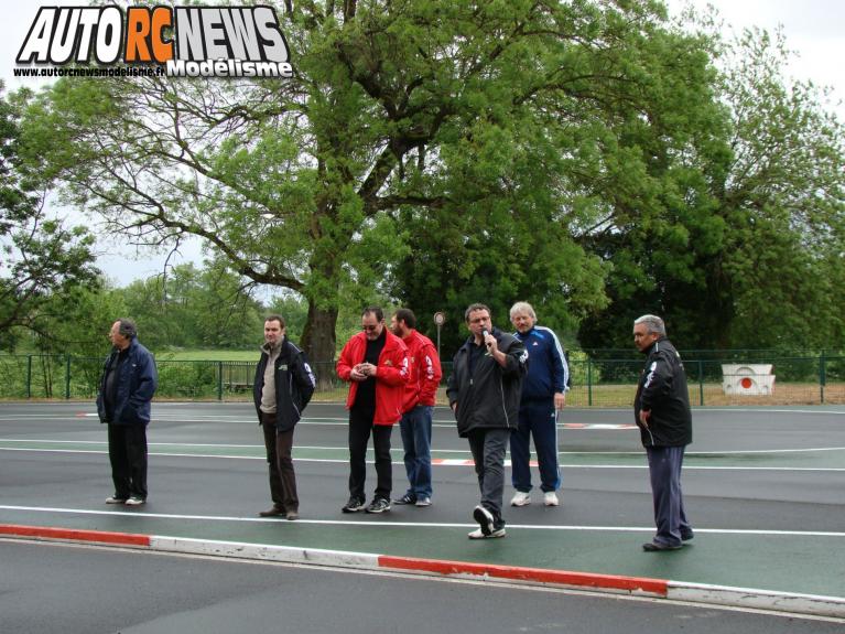 2ème CF Piste 1/5 Elite, National, FF à Angoulême sur la piste du club Arca16 les 26 et 27 avril 2014.